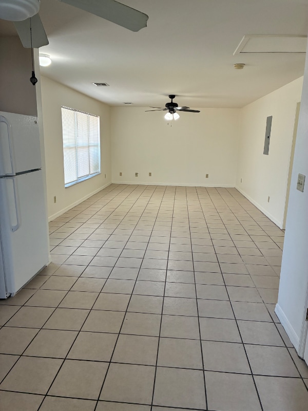 Photo - 2256 East 12th Street Unidad 2256 B E 12 Street