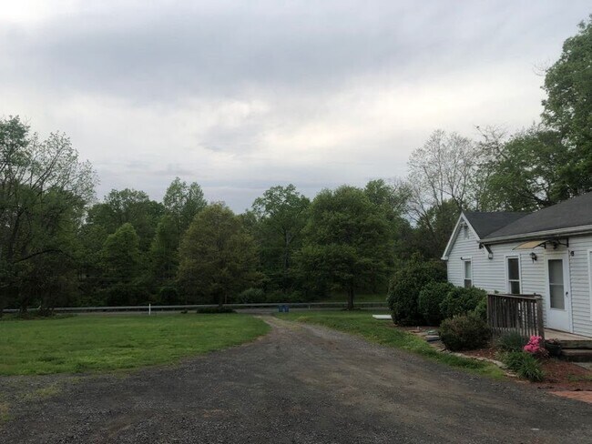 Photo - 50 Burnt Mill Rd