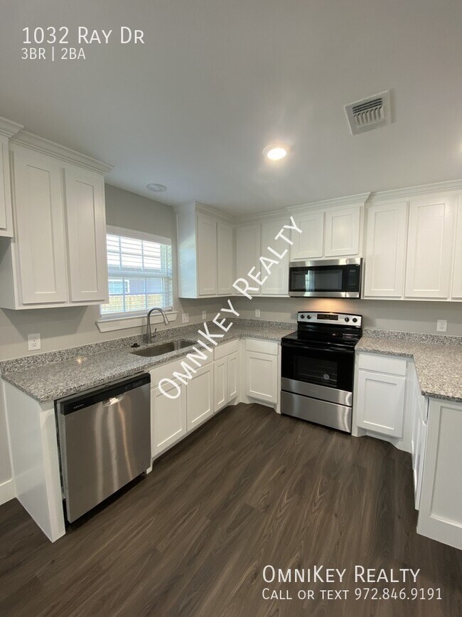 Photo - 1032 Ray Dr