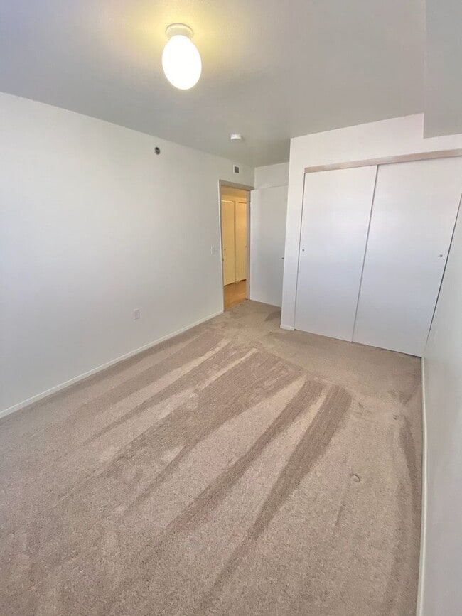 Aspen Court Apartments