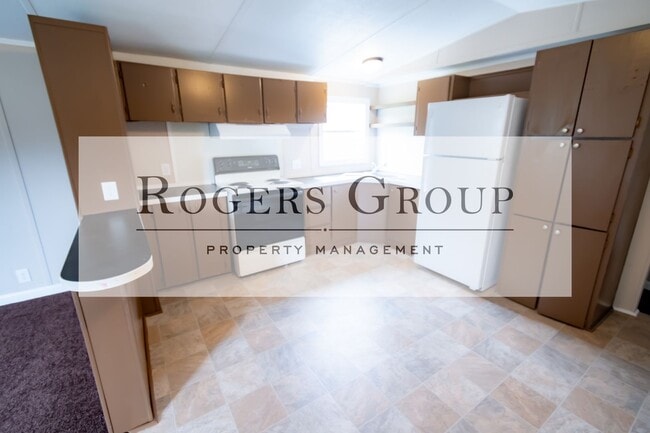 Photo - 23 Country Ln