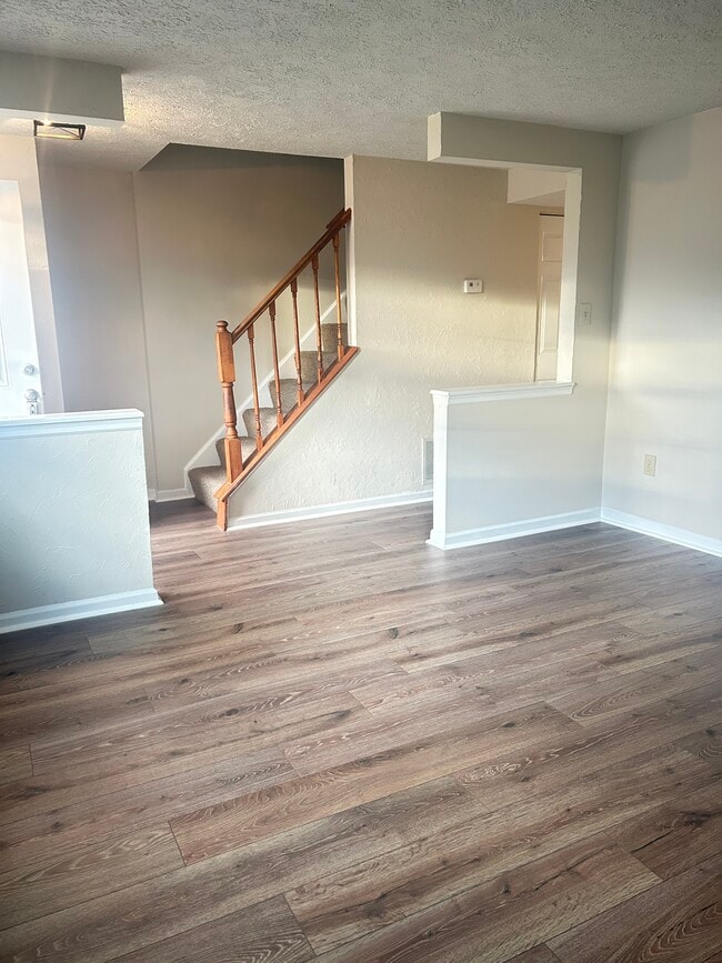 Photo - 6781 Brace Ct