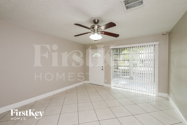 Photo - 3549 SW 16th St