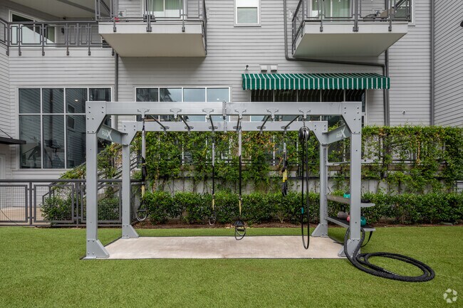 Gimnasio al aire libre - The Cleo