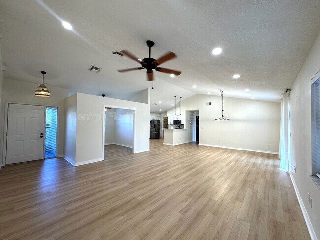 Photo - 9150 Palm Tree Dr