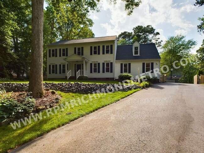Building Photo - 404 Old Country Terrace Rental