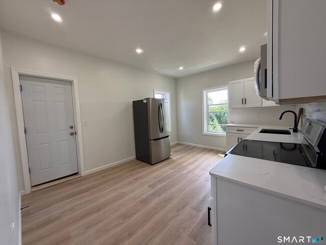 5 Winter St Unit 3