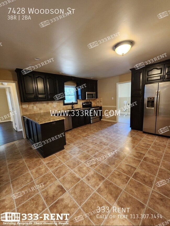 Photo - 7428 Woodson St