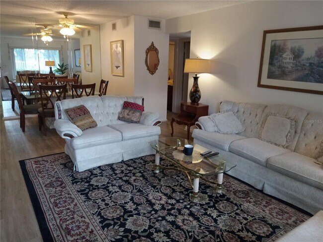 Photo - 2467 Finlandia Ln Unit 27
