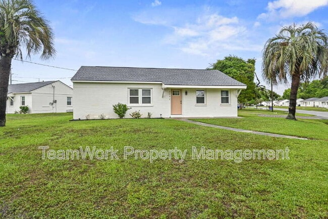 Photo - 3042 Terry Dr