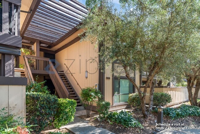 Photo - 39090 Presidio Way