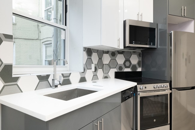 Photo - Fordham Place