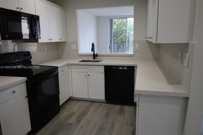 Photo - 5240 NW 102nd Ct