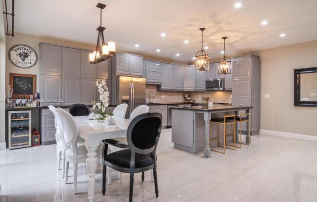 Photo - 1140 Chestnut Ln