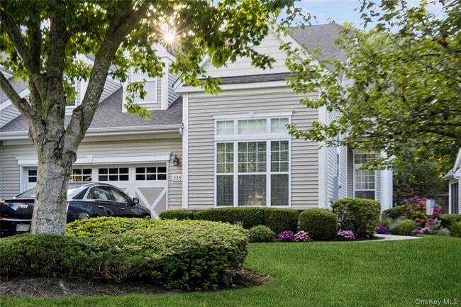 Photo - 228 Sonata Ct