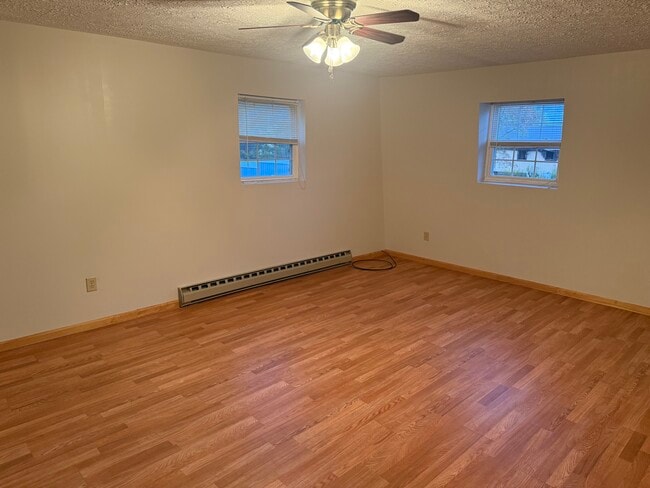Photo - 104 Zimmerman Ln