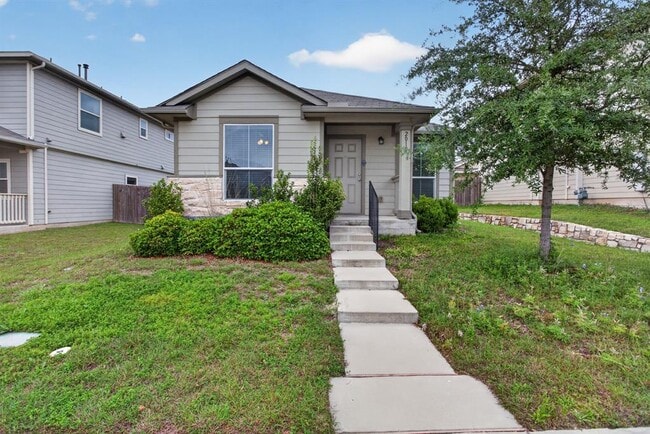 Building Photo - 2010 Langdale Ln