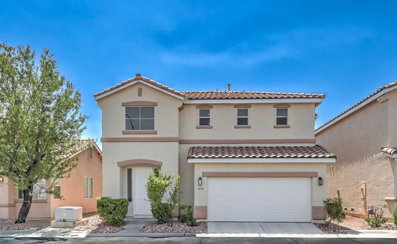 Photo - 979 Park Bridge Ave