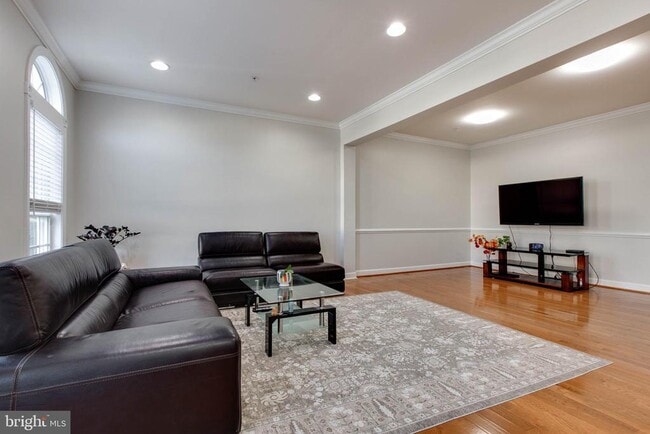 Photo - 1506 Penzance Way