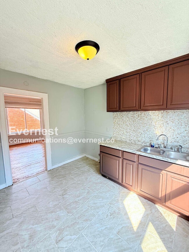 Photo - 15444 Appoline St Unidad 2