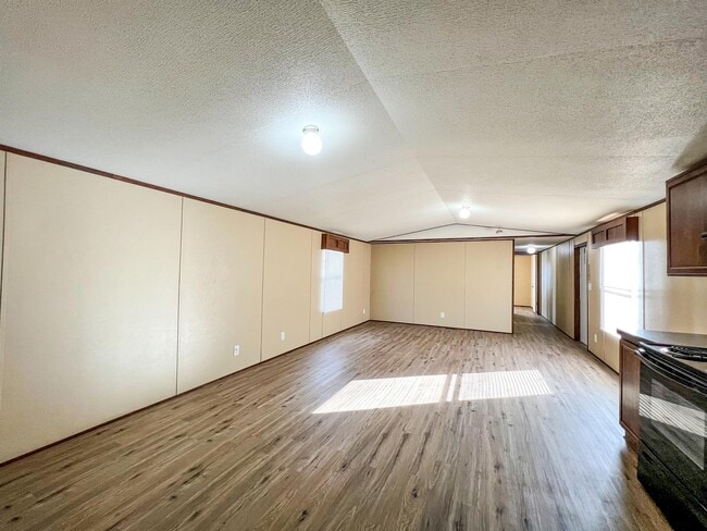 Photo - 1166 Ramble Hills