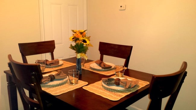 Photo - Oak Tree Village