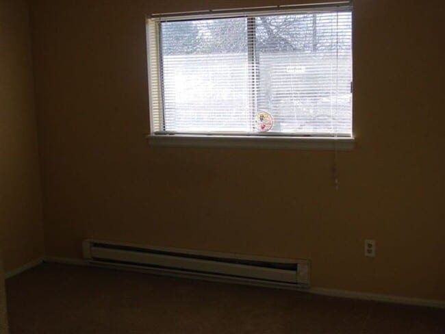 Photo - Great location off 2nd and Sable near 6th and I-225 and Aurora Mall