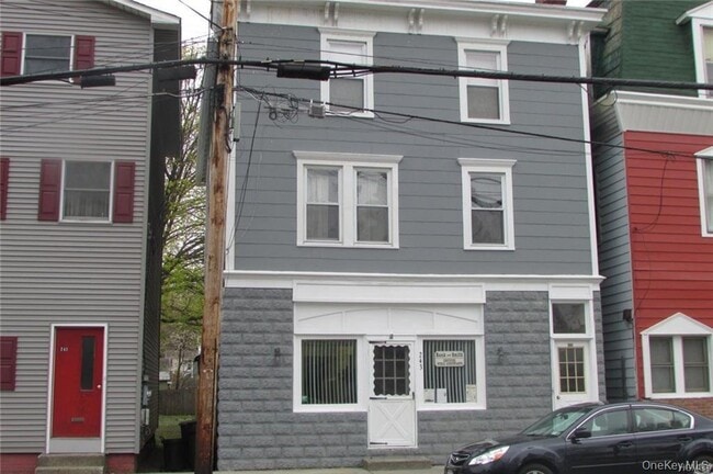 Building Photo - 245 Hudson St Unit 1 Rental