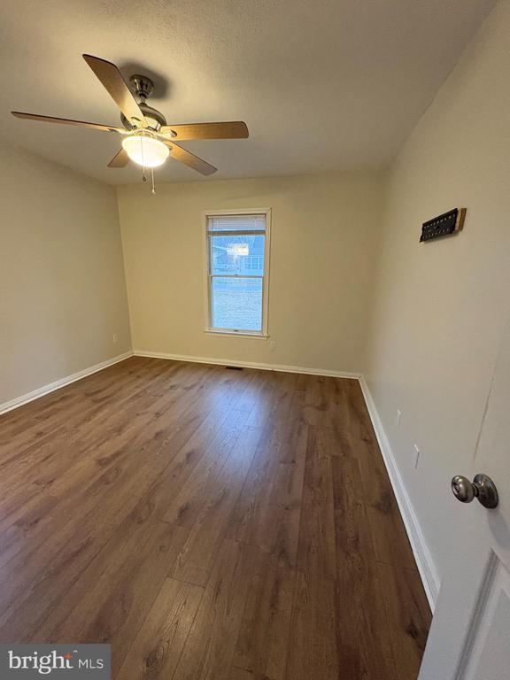 Photo - 39564 Potomac Ave