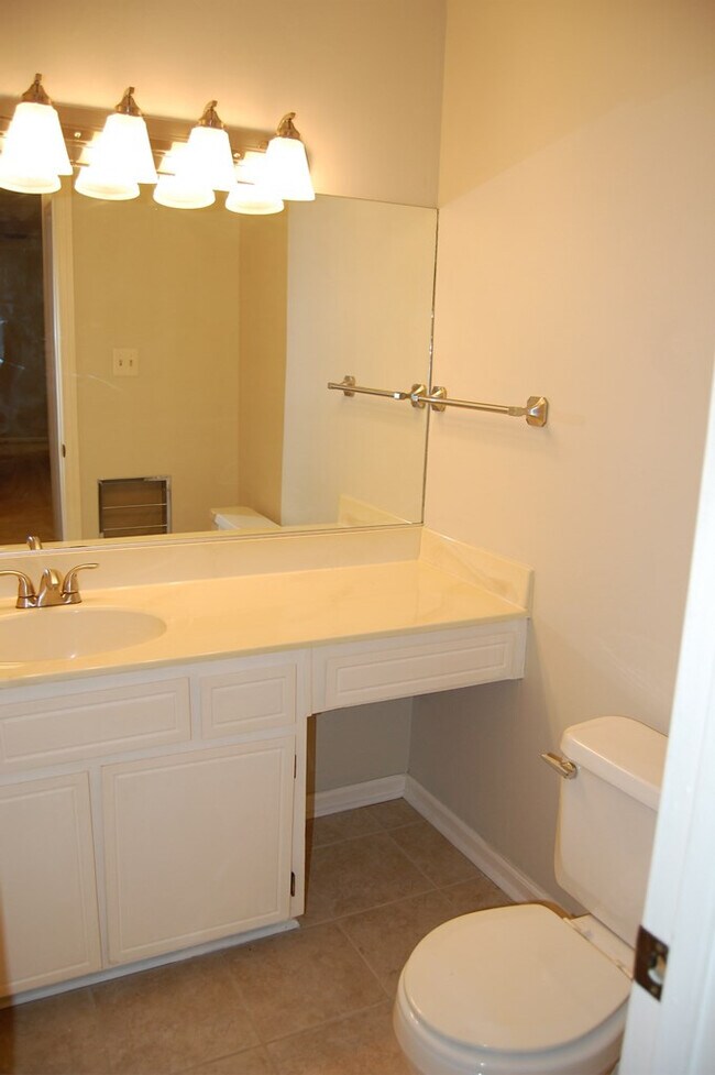 Photo - 119 The Bunkers