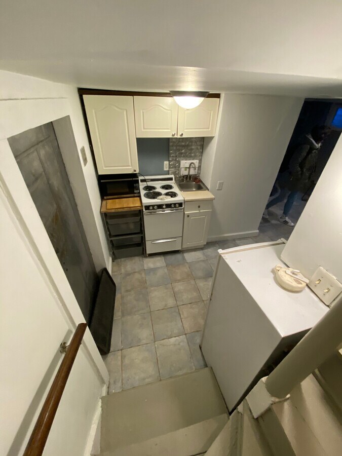 Photo - 3 Goodwin Pl Unit #B