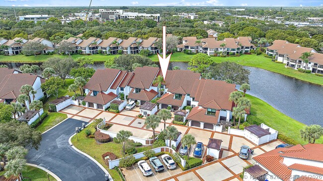Building Photo - 16695 Traders Crossing N Unit 118