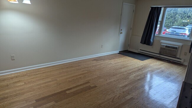 16B Mayberry Dr Unidad 2,