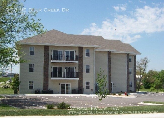 Photo - 902 NE Deer Creek Dr Apartment