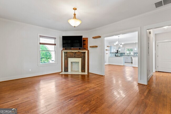 Photo - 1422 Metropolitan Ave SE
