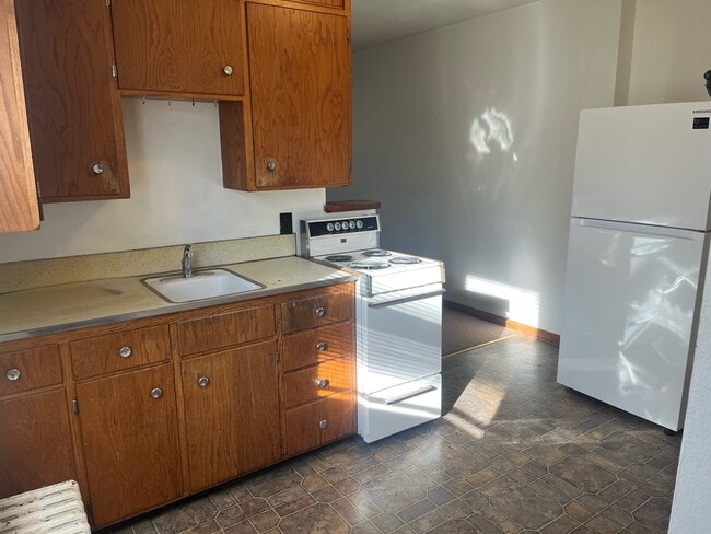Building Photo - 415 10th St S Unit 415 Rental