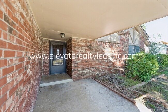 Photo - 11168 S Douglas Ave