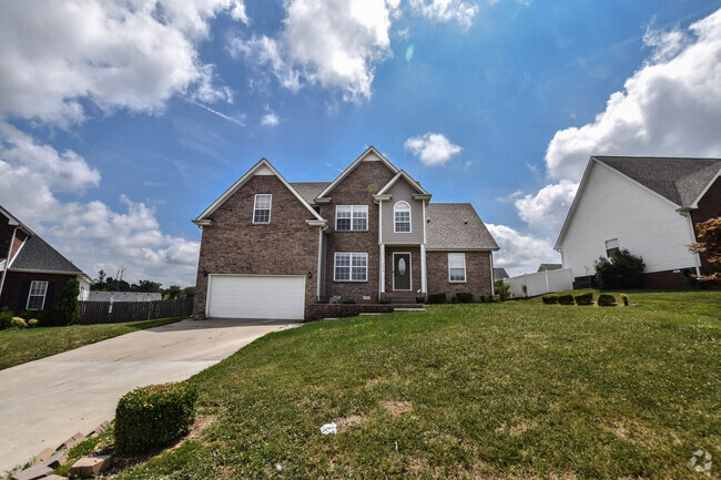 Building Photo - Pet Friendly Four Bedroom with Bonus! Rental