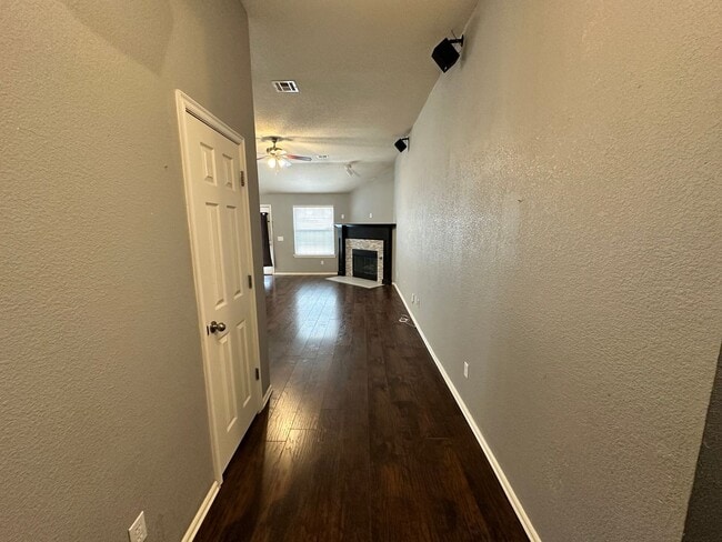 Photo - Charming 3bed/2bath House Available in OKC/Del City!!