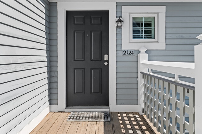 Photo - 2124 Old Pond Ln Unit 2124 Old Pond Ln