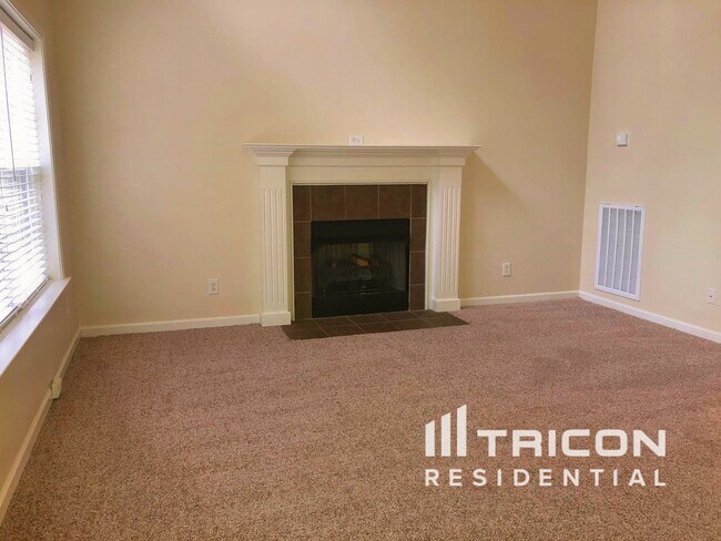 Photo - 746 Sergio Ave