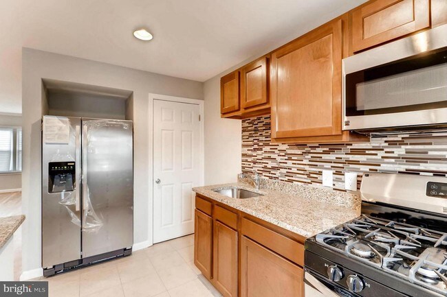 Photo - 944 Dalton Ave