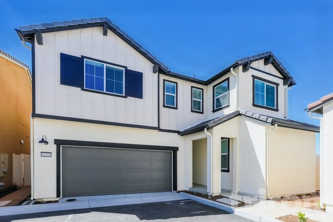 Building Photo - 31703 Hans Dr