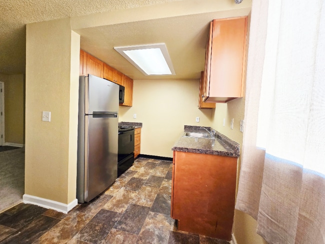 Photo - 4031 S Warner St Unidad 2