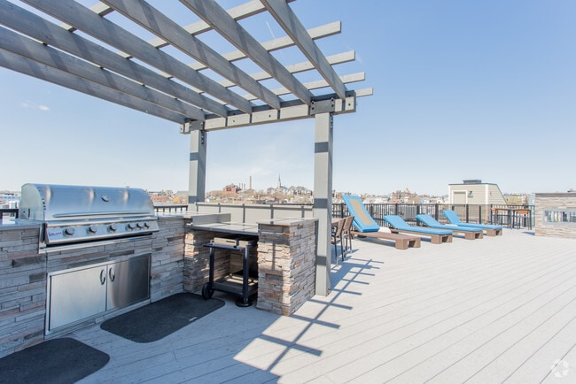 Rooftop kitchen - Gatehouse 75