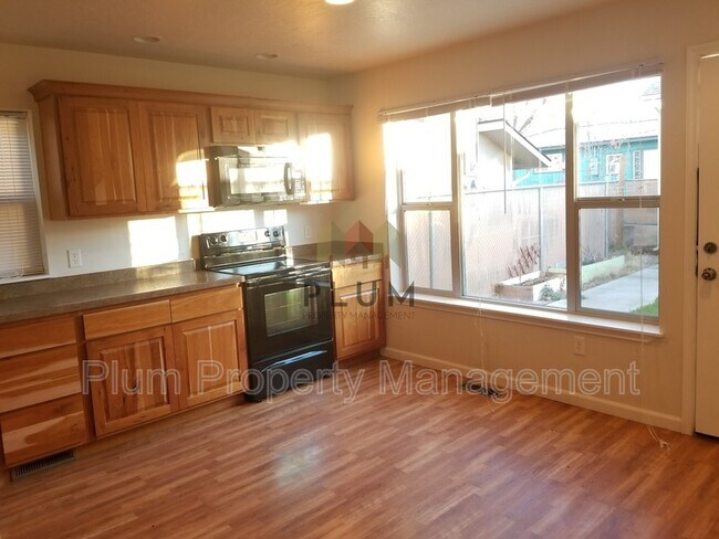 Photo - 2115 Mount Ave Unit #A