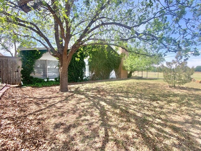 Photo - 2019 42nd St Unit Main