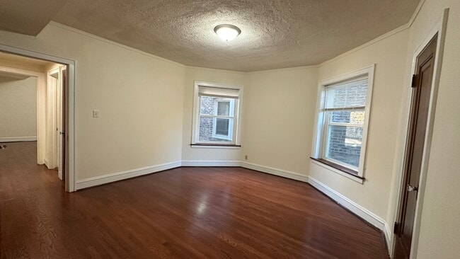 Photo - 5530 N Artesian Ave Condo Unit 2