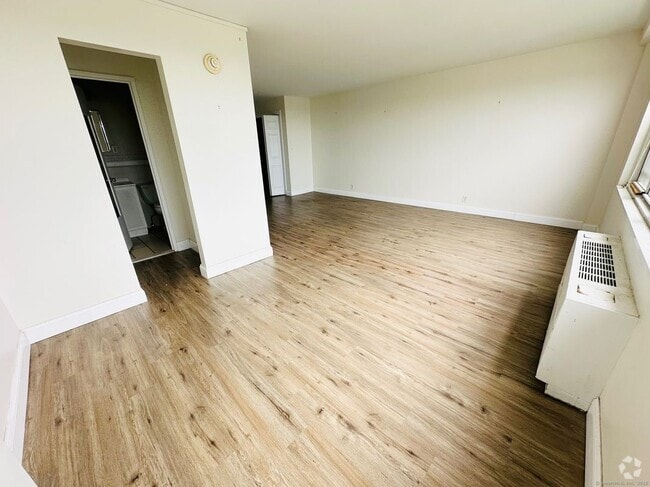 Building Photo - 2625 Park Ave Rental