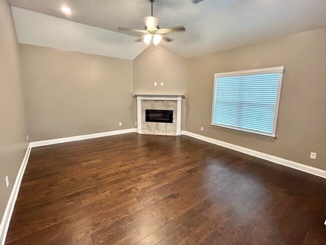 Photo - DarwoodDrive6321 Unidad 1